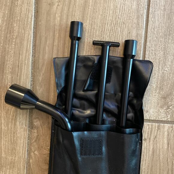 2005-2022 NISSAN FRONTIER TIRE TOOL KIT SET AND CASE OEM Dorman - Picture 2 of 3